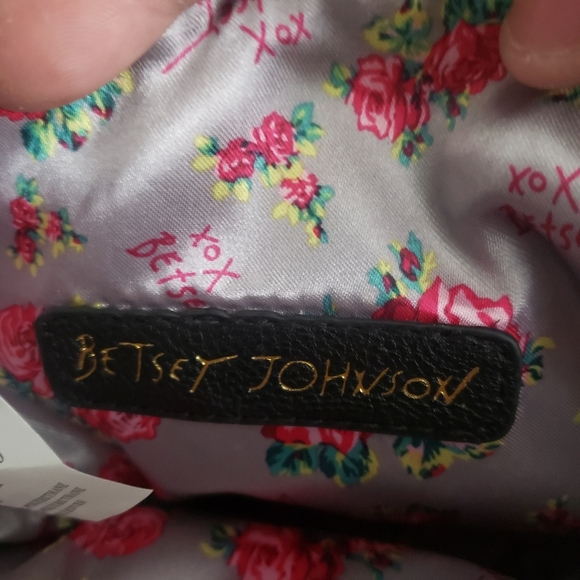 ❗SOLD❗Betsey Johnson Mini Satchel Crossbody Purse. NWOT - Picture 6 of 13